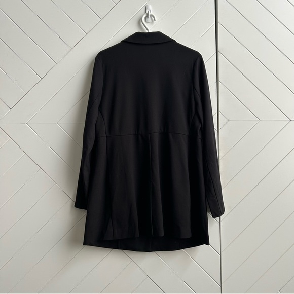 Women's Black Torrid light weight long line Blazer size 1X - Picture 6 of 7